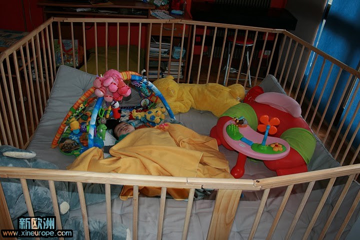 Liv-Dec2010p2 145.jpg