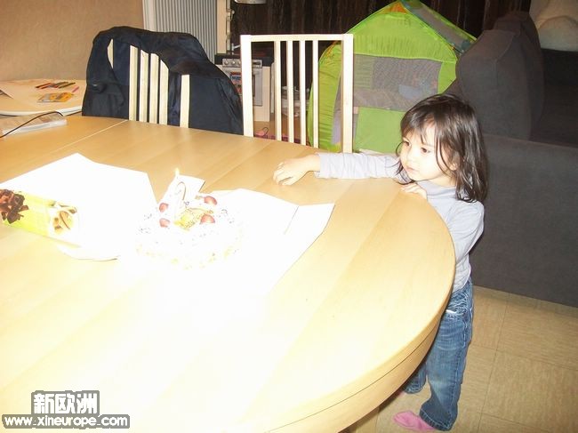nEO_IMG_100_2503.jpg