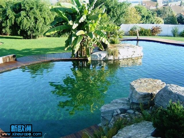 G-Inauguration-dune-piscine-naturelle.jpg