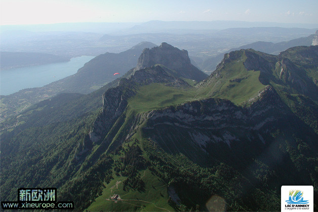 small_lanfonnet_dents_lanfon_mont_veyrier_lac_annecy.jpg