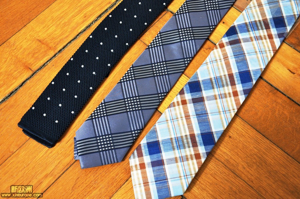 Charles Tyrwhitt Tie