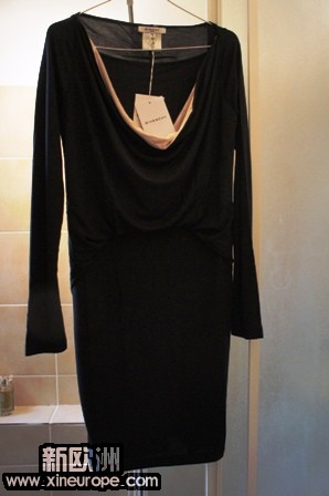 givenchy robe noir xs 150.JPG