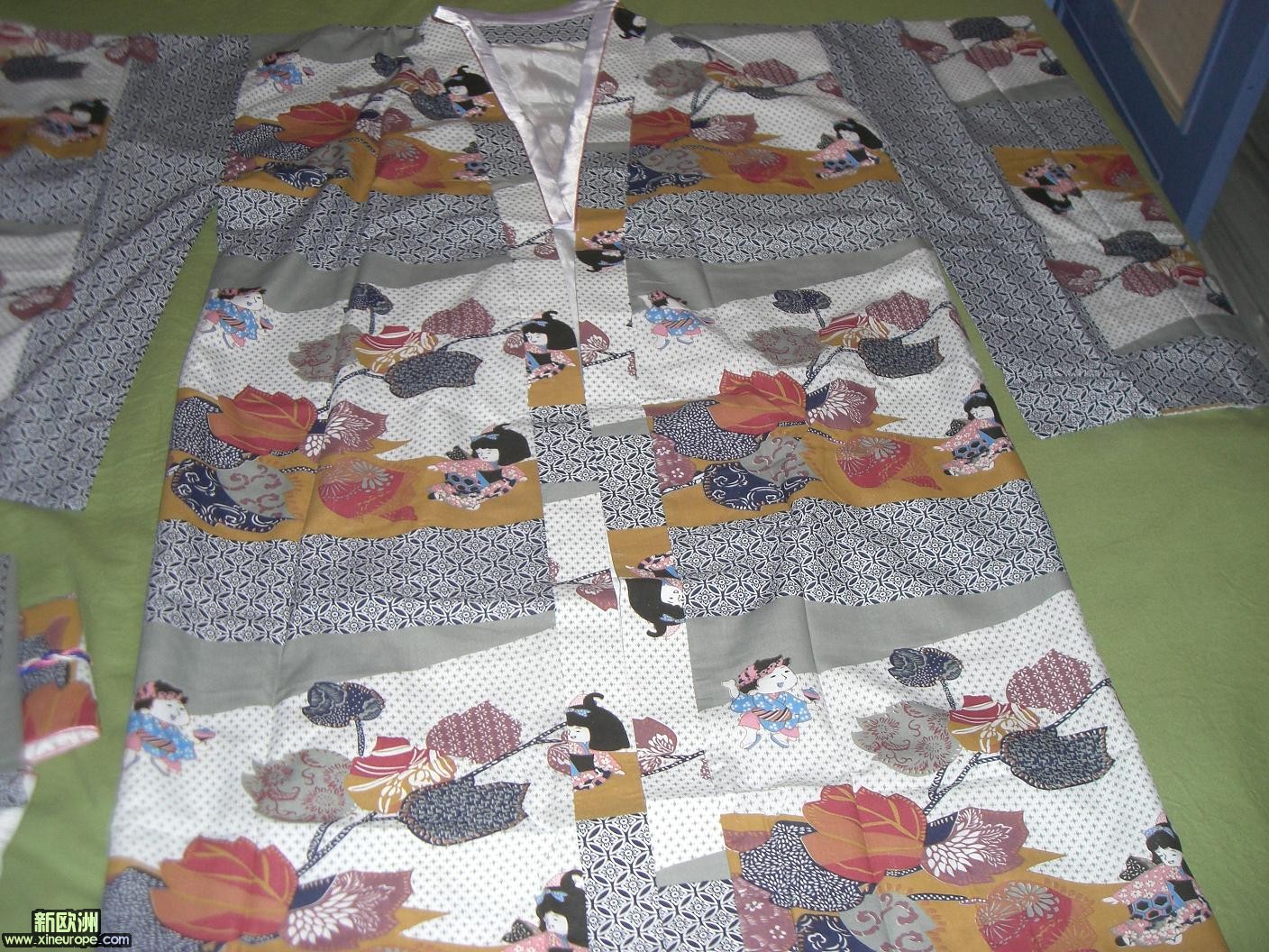 N14 kimono enfant japonais.JPG