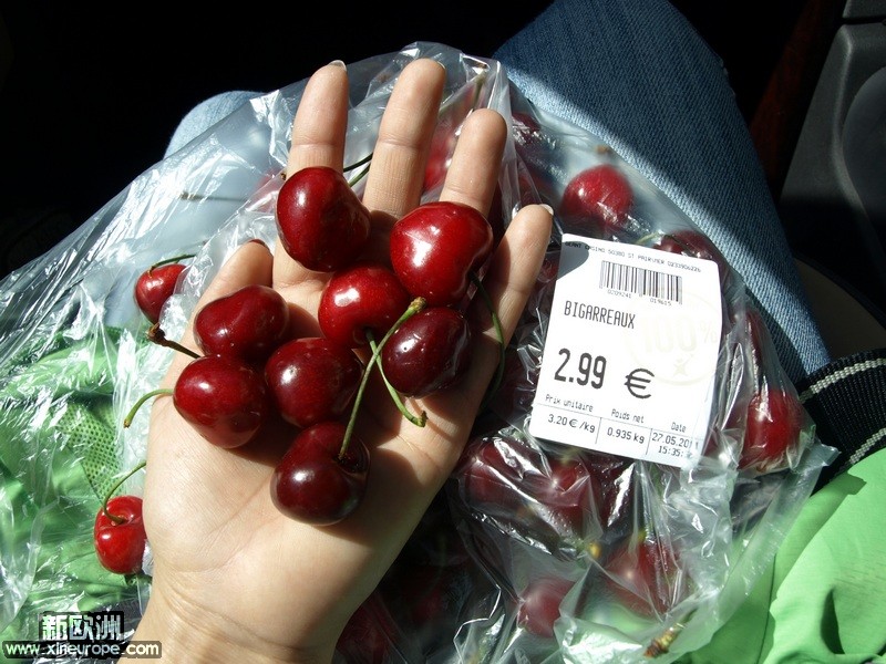 这么好的樱桃，卖得比中国还便宜，不象话。.jpg