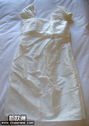 11 robe 1.jpg