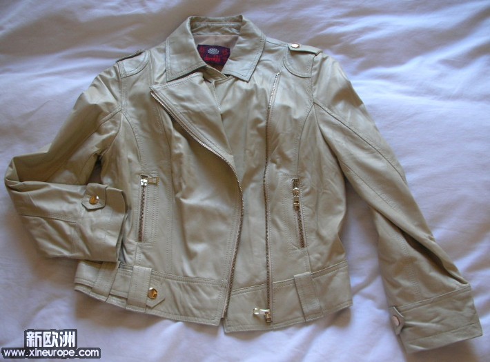 19 veste.jpg
