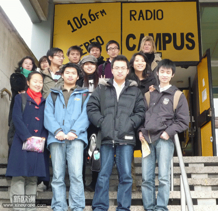 visite_radio_campus_20081208_006_700.gif