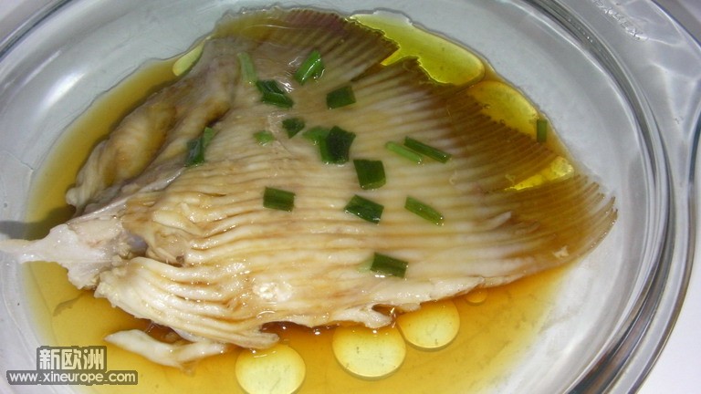 清蒸鳐鱼翅.jpg