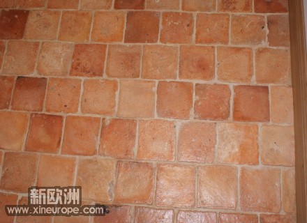 4871229-Tomette-500m2-en-stock-440x320.jpg