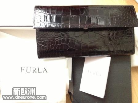 FURLA1.JPG