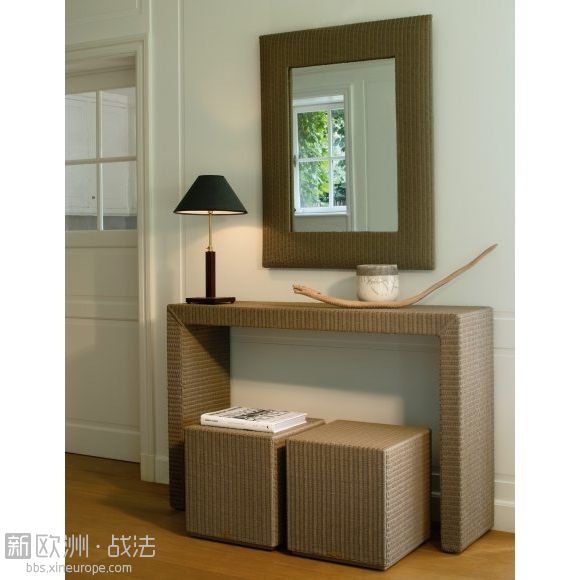 console_brooklyn_-_miroir_clara_-_poufs_cube_vincent_sheppard_1.jpg