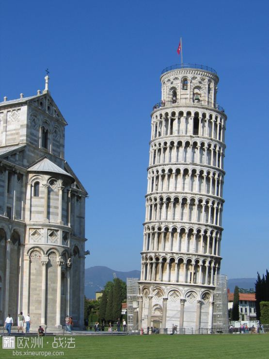 Leaning_tower_of_pisa_2.jpg