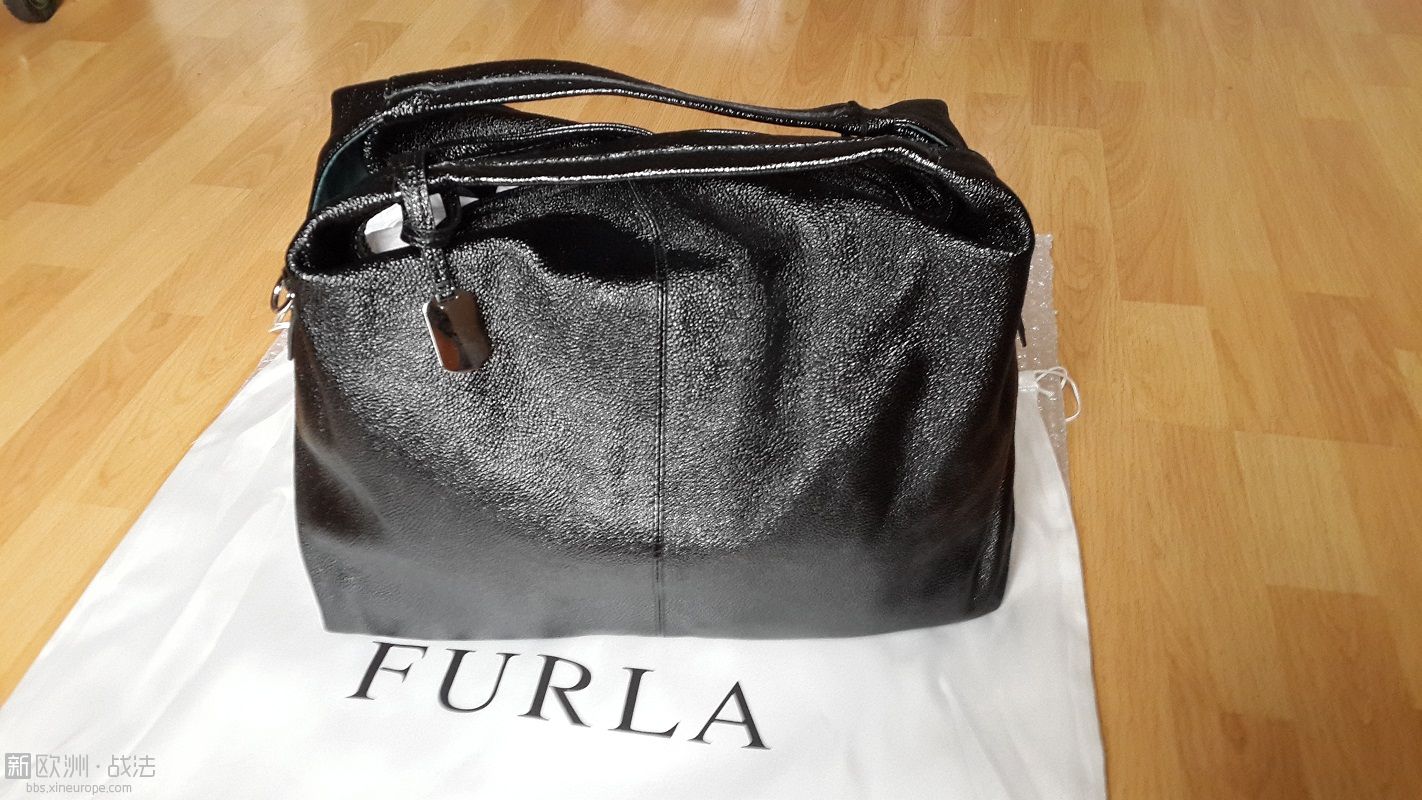 FURLA 1.jpg