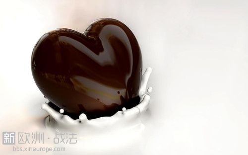 brown_chocolate_heart_in_milk-wide_副本.jpg