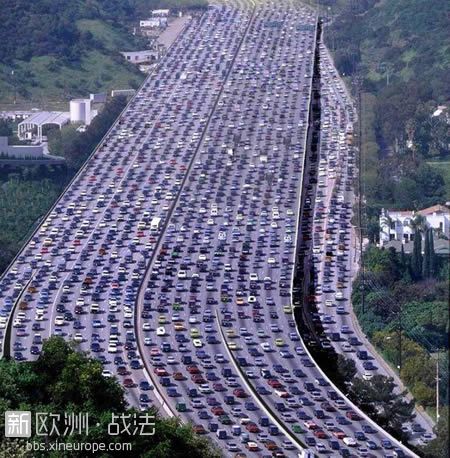 The-worlds-longest-traffic-jam-was-110-miles-176-kilometers-long-between-Paris-a.jpg