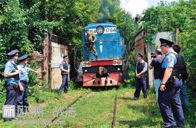 应荷兰要求 MH17黑匣子将在英国进行破解