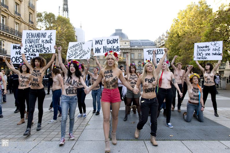 7775017879_les-femen-le-26-octobre-2014-a-paris.jpg