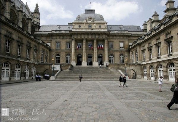 tribunal-paris-600x412.jpg