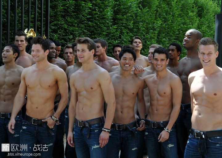 aampf-abercrombie-amp-fitch-abs-boy-champs-elysees-Favim.com-279518.jpg