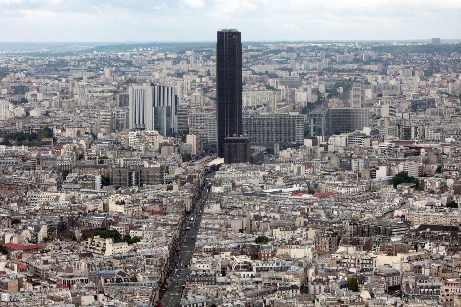 o-TOUR-MONTPARNASSE-40-ANS-facebook.jpg