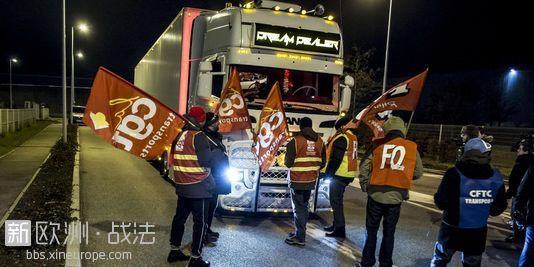 4558592_3_d8e3_mobilisation-des-routiers-en-greve-a-lyon_113392d61c4c902cce4b4d1.jpg