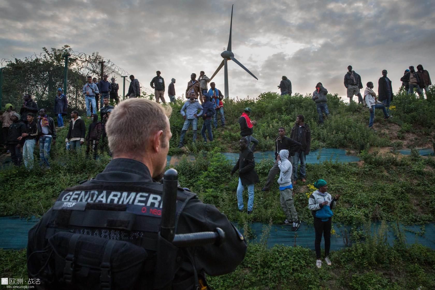 calais-migrants.jpg