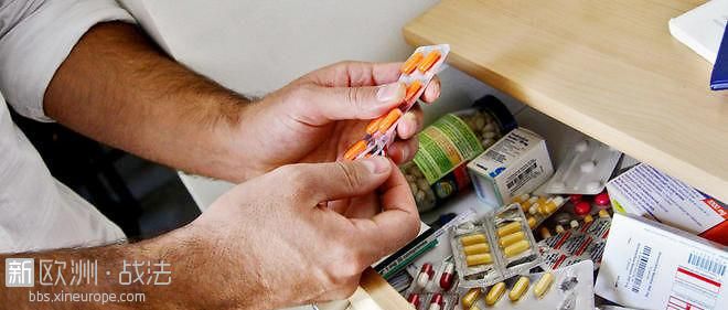 在法国，生小病你选择看医生还是去药店买药？
