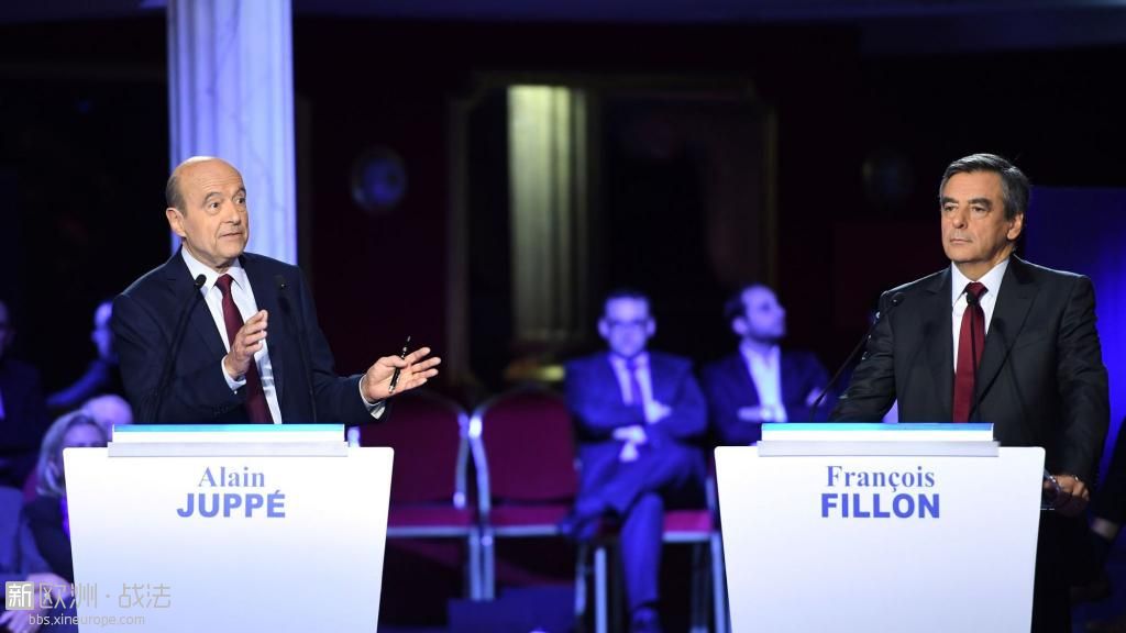 alain-juppe-et-francois-fillon-lors-du-debat-televise-du-3-novembre-2016-salle-w.jpg