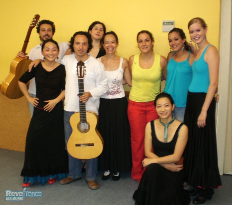 clase Fundacion Christina Hereen.jpg