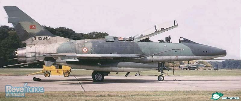 F-100.jpg