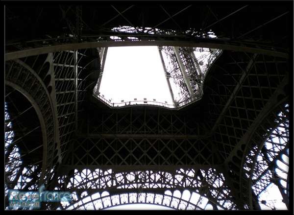 Tour Eiffel 2.jpg