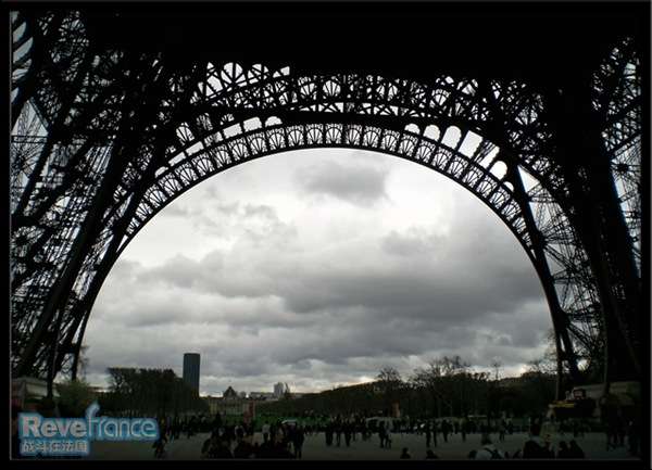 Tour Eiffel 3.jpg