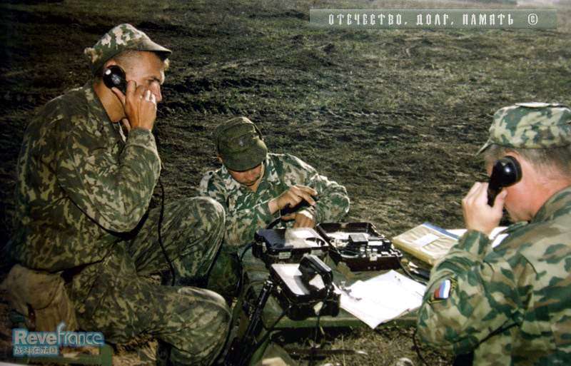 02EAF1E1.jpg