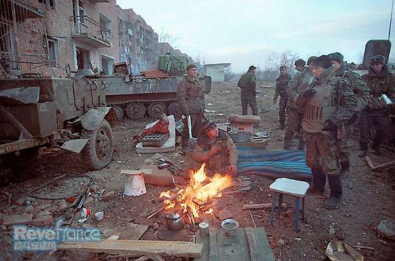02EAF190.jpg