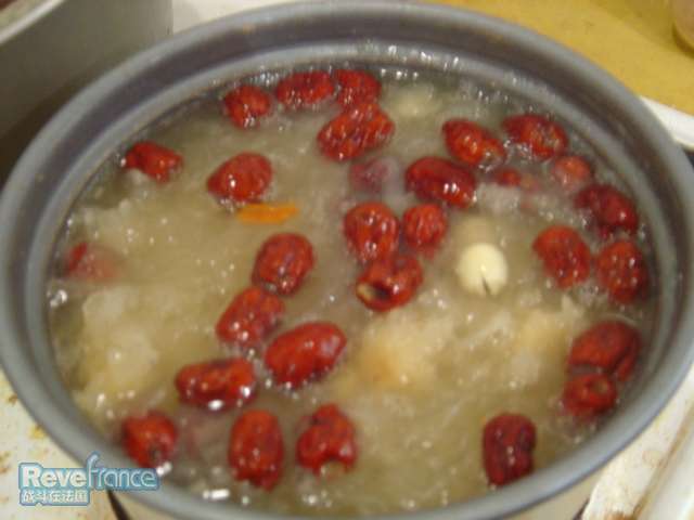 银耳莲子红枣