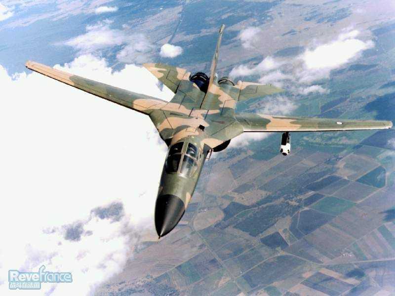 F111_overqld.jpg