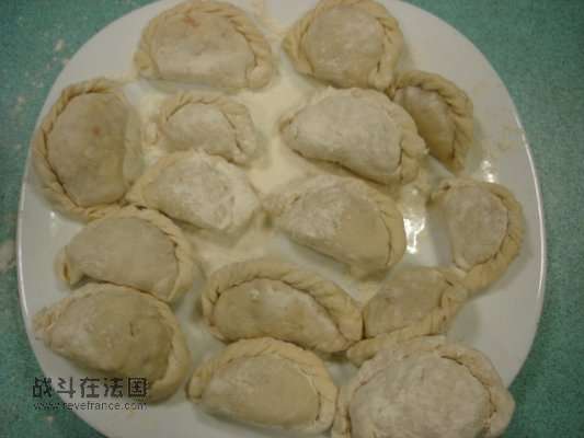 包的饺子 有点丑