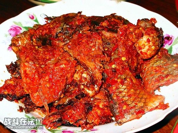 侗族酸鱼.jpg