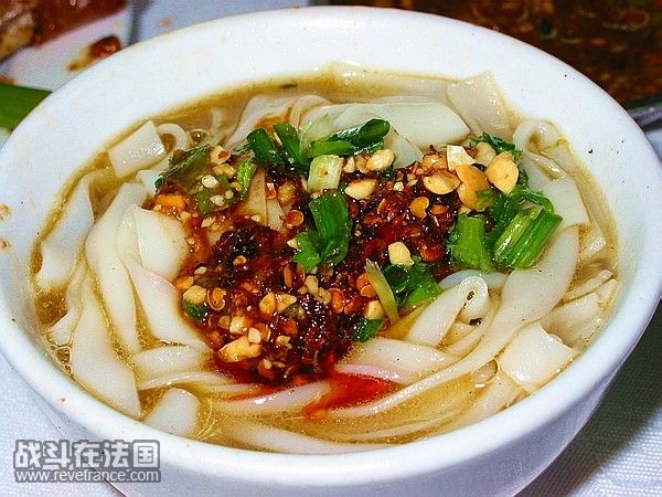 狗肉汤烫米粉.jpg