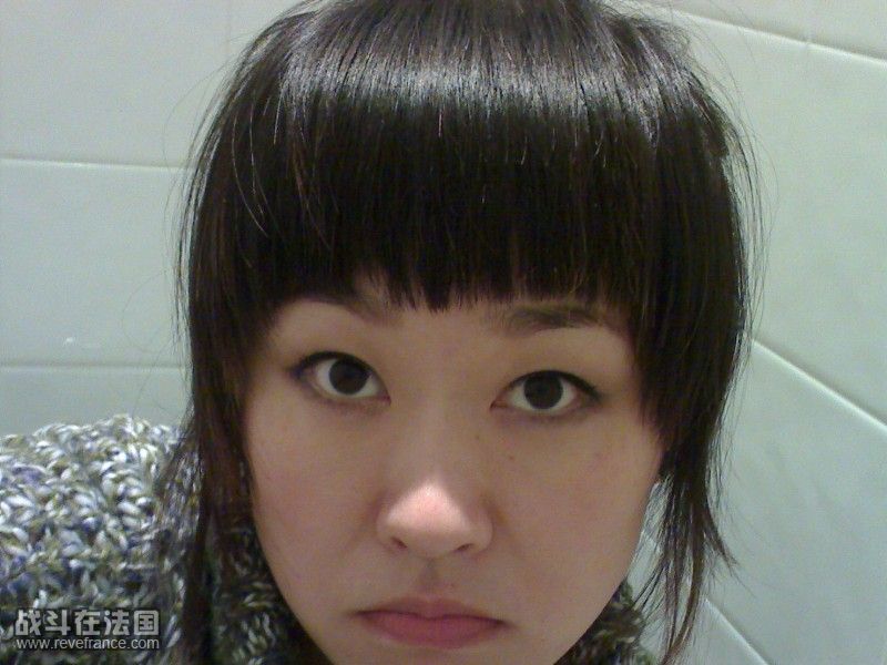 我用过后拍的，不过有点背光，但是可以看到少了点光泽感啊