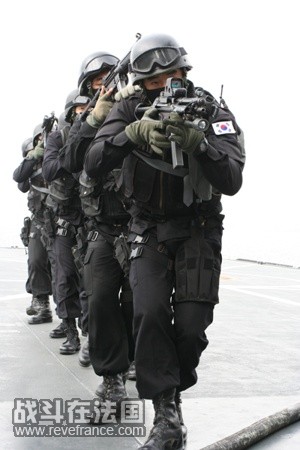 4cfdfc5e0104ix1k.jpg