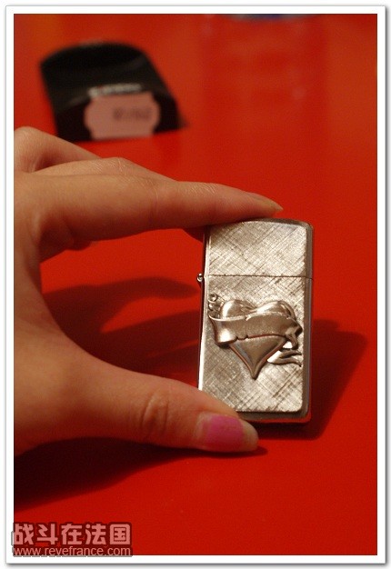 zippo-3.jpg
