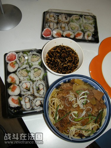 红烧牛肉面&油泼辣椒&寿司.jpg