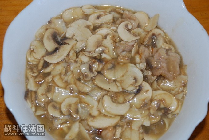 蘑菇肉片_缩小大小_缩小大小.JPG