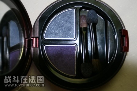 超赞的双色，刷子也很好用哦