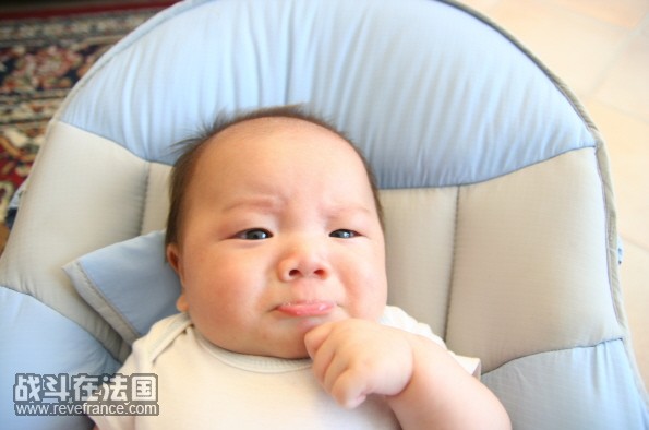 被妈妈批评了....