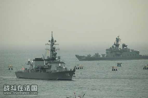 资料图：日本海上自卫队导弹驱逐舰队演练.jpg