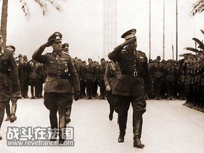 隆美尔检阅德意“非洲军团”.jpg