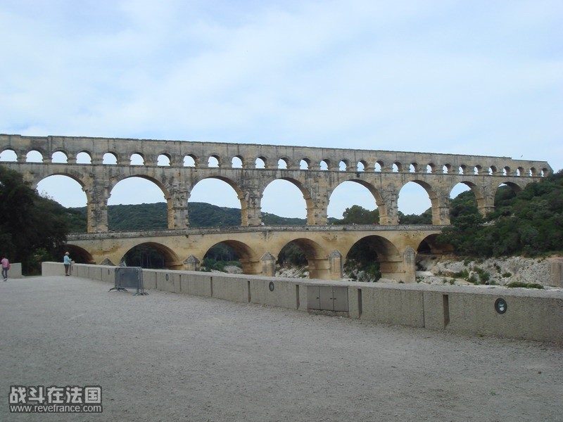 PONT-DU-GARD2.JPG