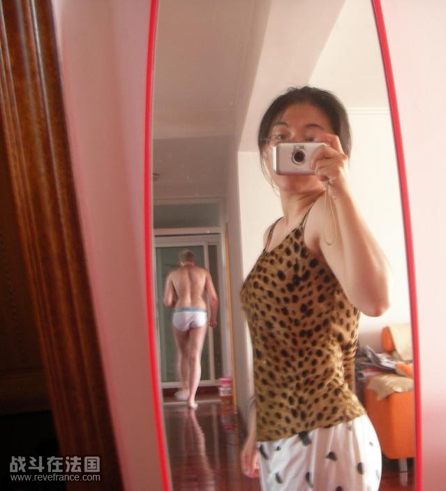 豹纹配斑点狗 + 最怵我自恋自拍的某熊